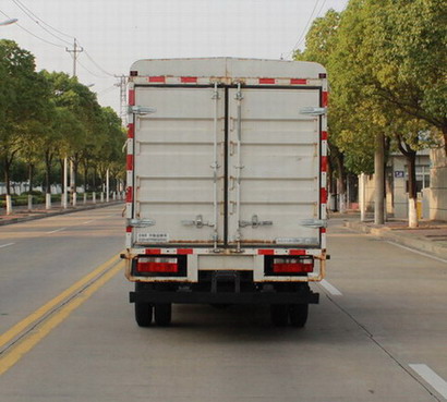 東風(fēng)牌EQ5040CCY3CDCAC倉柵式運(yùn)輸車公告圖片