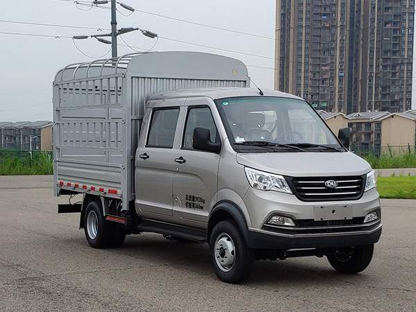 南駿牌NJA5040CCYSSG34A倉柵式運(yùn)輸車公告圖片