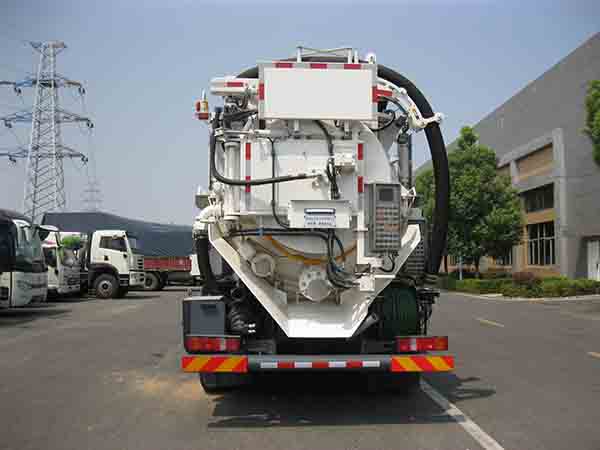 新環(huán)牌WX5252GQWVI清洗吸污車公告圖片