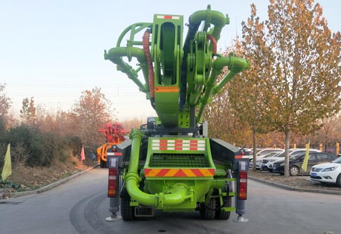 農(nóng)建機(jī)械牌XNJ5231THB混凝土泵車(chē)公告圖片