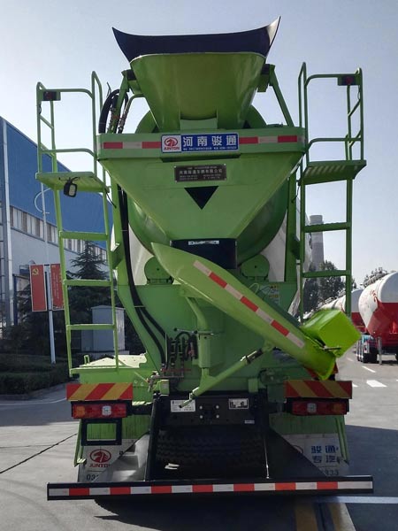 駿通牌JF5319GJB306SXA混凝土攪拌運(yùn)輸車公告圖片