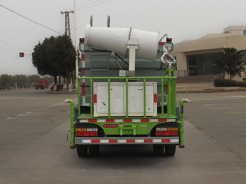 大運(yùn)牌CGC5042TSDHDF33F防役消毒灑水車公告圖片