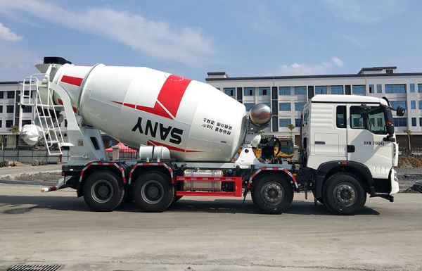 三一牌SYM5311GJB1FZ2混凝土攪拌運(yùn)輸車公告圖片
