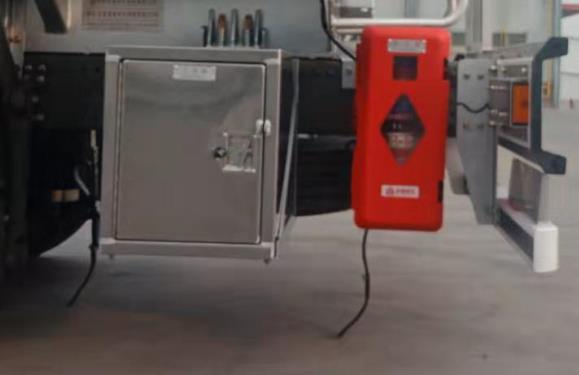 永強(qiáng)牌YQ5264GYYCTE運(yùn)油車公告圖片