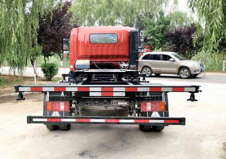 豪沃牌ZZ5047ZKXH3315F145車廂可卸式汽車公告圖片