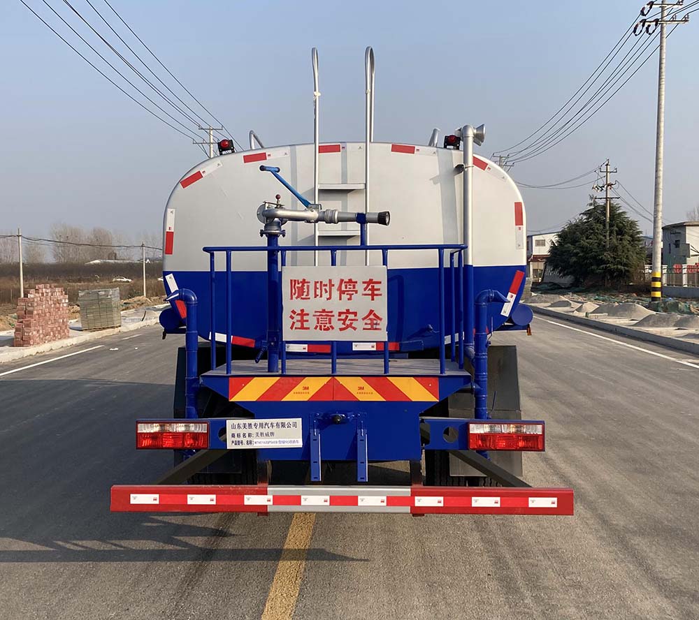 美胜威牌MTH5163GPS6EQ绿化喷洒车公告图片