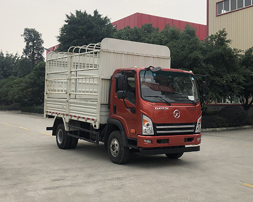 大運(yùn)牌CGC5048CCYHDF33F倉(cāng)柵式運(yùn)輸車(chē)公告圖片