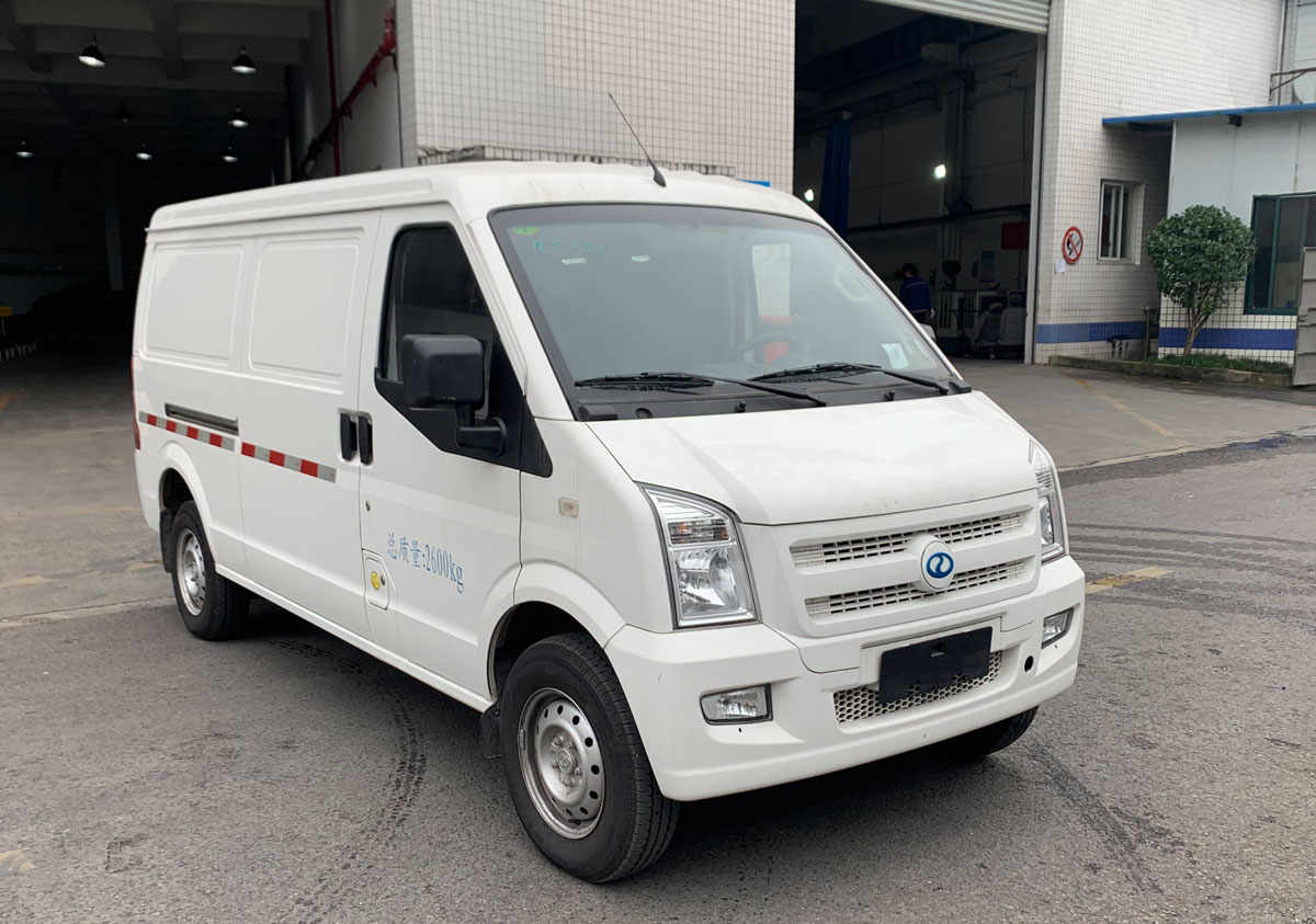 瑞馳牌CRC5030XXYFC11-BEV純電動(dòng)廂式運(yùn)輸車(chē)公告圖片