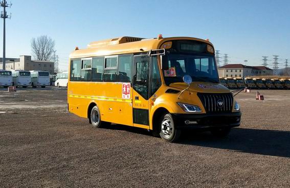 福田牌BJ6706S6LBB小学生专用校车图片