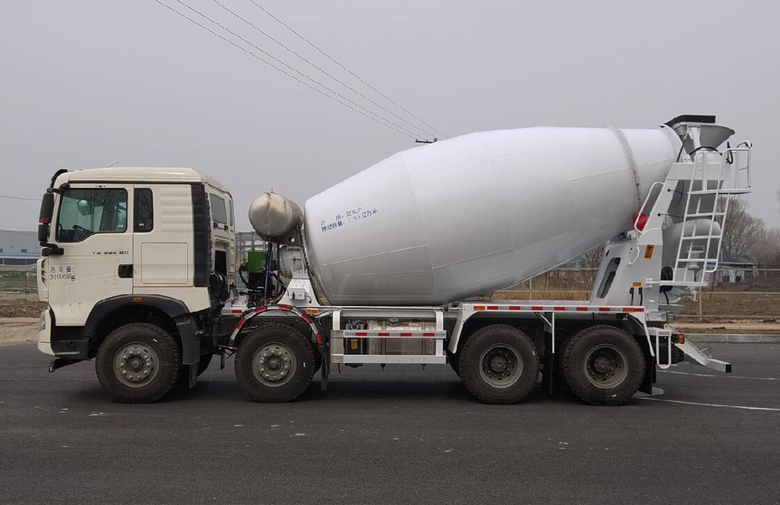 昱晗牌TYH5317GJBT5F2CH混凝土攪拌運(yùn)輸車公告圖片