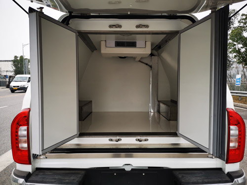 新逾捷牌XYT5030XLCBJ1冷藏車公告圖片