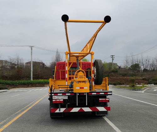 楚飛牌CLQ5102TZJ6E鉆機(jī)車公告圖片