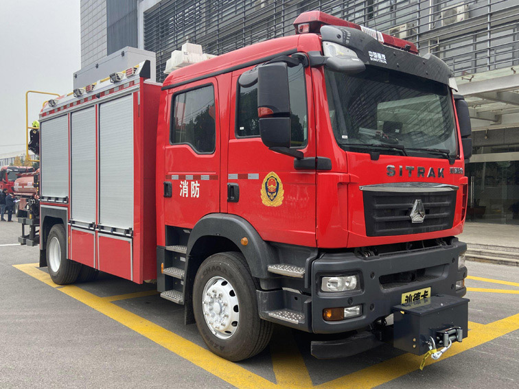 ZXT5130TXFJY80/F5型抢险救援消防车图片