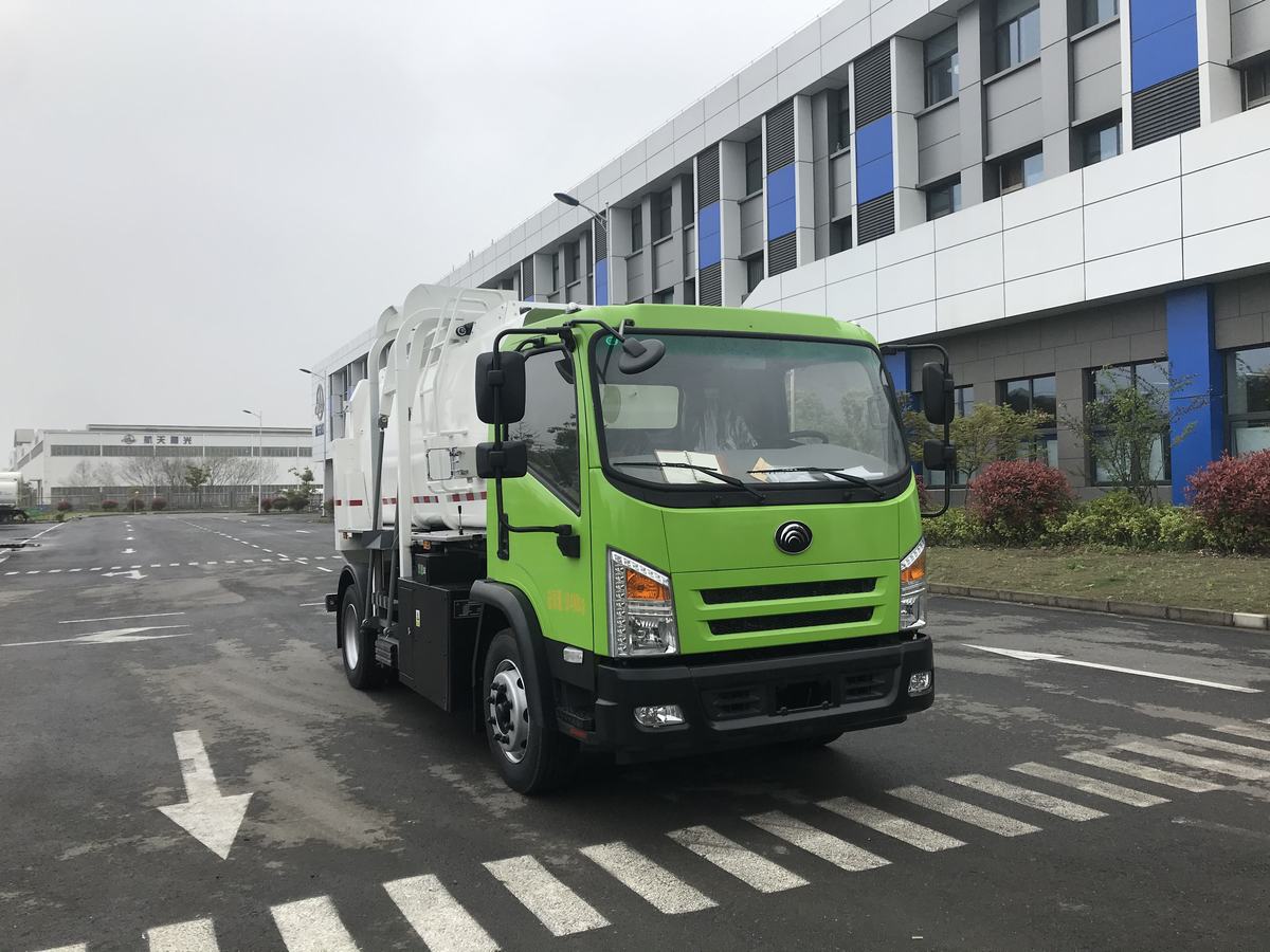 三力牌CGJ5103TCAZKBEV純電動餐廚垃圾車公告圖片