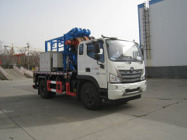 YLL5130TCY采油车图片