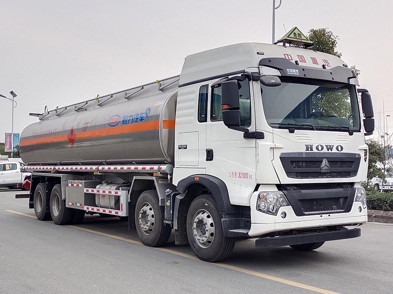 程力牌CL5321GYYLZ6鋁合金運(yùn)油車公告圖片