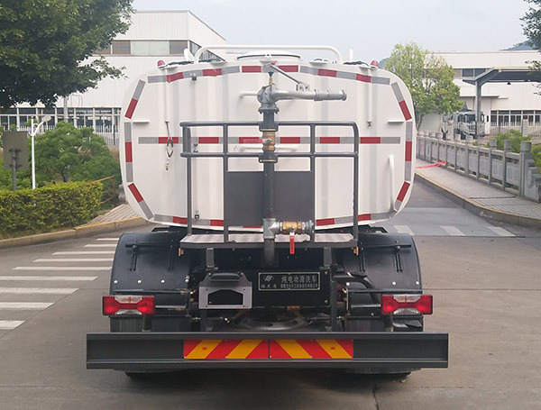 福龍馬牌FLM5180GQXHDBEV純電動清洗車公告圖片