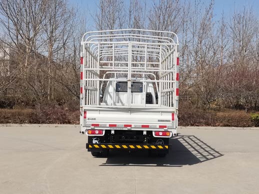 凱馬牌KMC5040CCYQ318D6倉柵式運輸車公告圖片