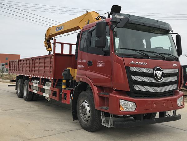 歐曼牌BJ5253JSQY6DPL-02隨車(chē)起重運(yùn)輸車(chē)公告圖片