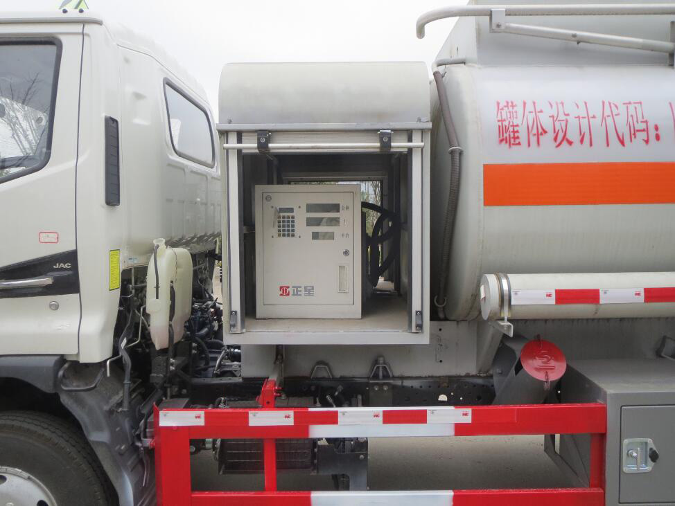 醒獅牌SLS5070GJYJ6加油車公告圖片