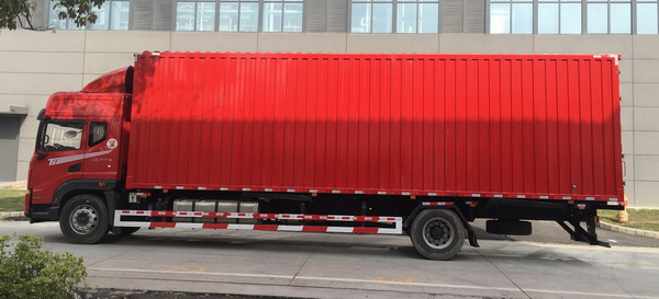 東風(fēng)牌EQ5186ZKXL6D11車廂可卸式汽車公告圖片