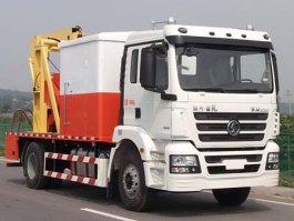 SX5160TCY采油车图片
