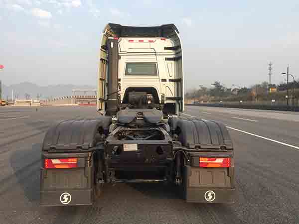 SX4250GC3B 陕汽牌551马力后双桥,后八轮柴油国五牵引汽车图片