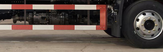 東風牌DFH5180CCYEX5倉柵式運輸車公告圖片