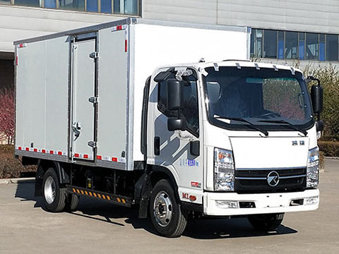 凱馬牌KMC5041XXYA306DP6廂式運(yùn)輸車公告圖片