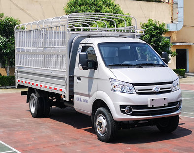 長(zhǎng)安牌SC5031CCYFRD63倉(cāng)柵式運(yùn)輸車(chē)公告圖片