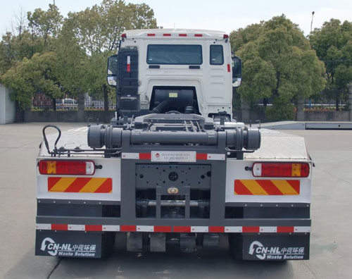 三迪牌SAD5250ZXXE6車廂可卸式垃圾車公告圖片