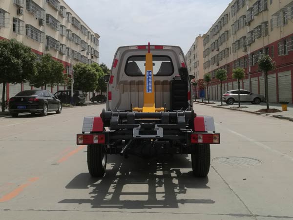 程力威牌CLW5030ZXXSC6車廂可卸式垃圾車公告圖片