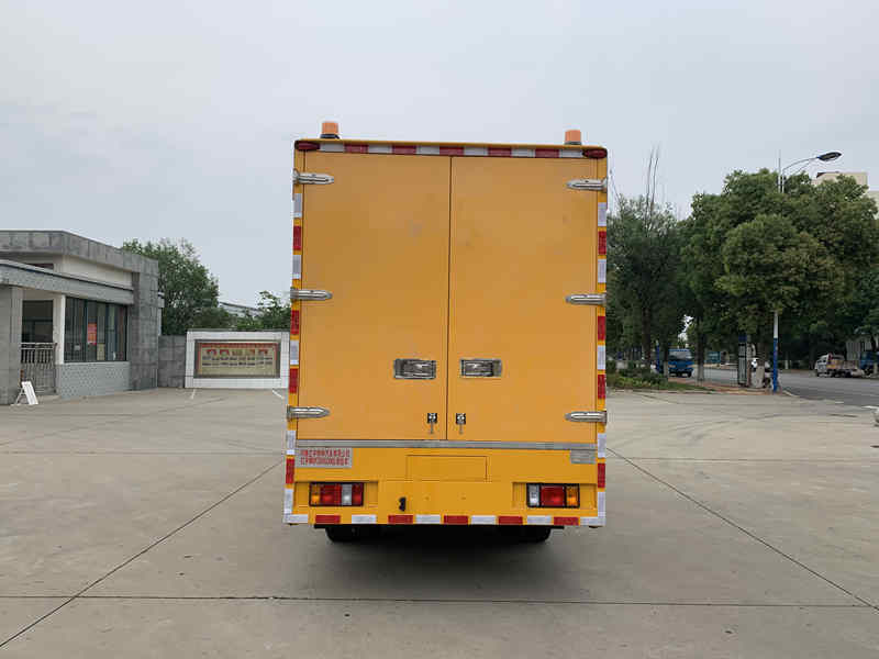 紅宇牌HYZ5041XXHQL救險(xiǎn)車公告圖片