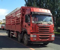 仓栅式运输车