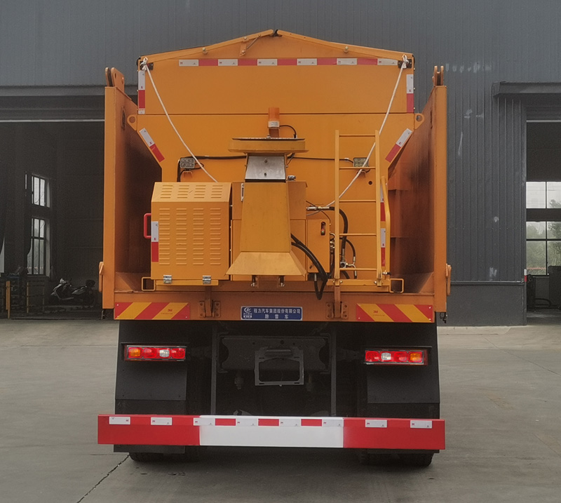 程力威牌CLW5250TCXZ6除雪車公告圖片