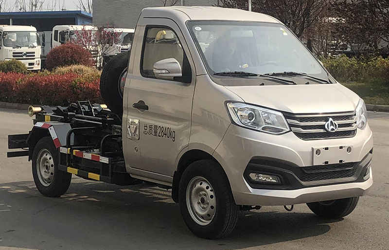 徐工牌XGH5030ZXXA6車廂可卸式垃圾車公告圖片