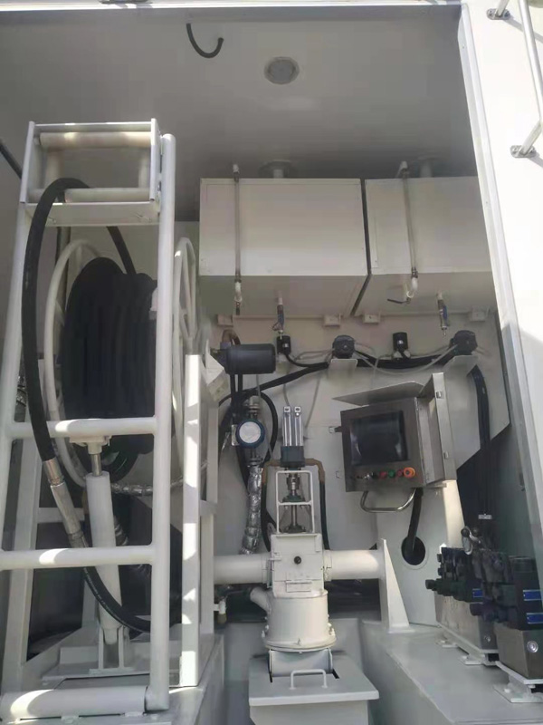 惠豐安拓牌SXH5320THRD2現(xiàn)場混裝乳化炸藥車公告圖片