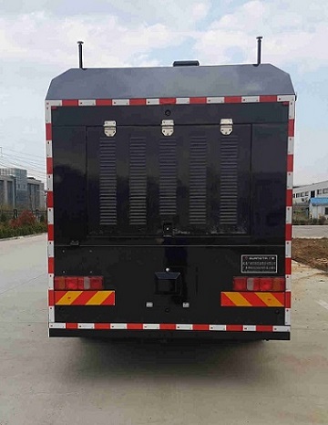 广泰牌WGT5250GFB防暴水罐车公告图片