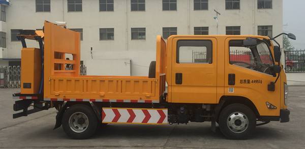 路鑫牌NJJ5040TFZ6防撞緩沖車公告圖片