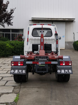 東岳牌ZTQ5030ZXXSCG30F車(chē)廂可卸式垃圾車(chē)公告圖片