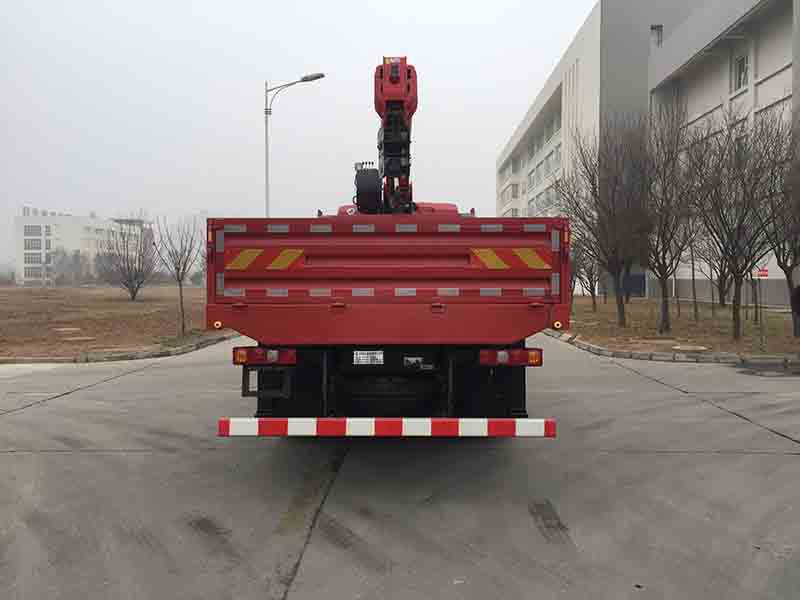 陜汽牌SX5189JSQLA511隨車起重運(yùn)輸車公告圖片