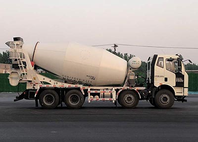 凌宇牌CLY5315GJB29E62混凝土攪拌運(yùn)輸車公告圖片