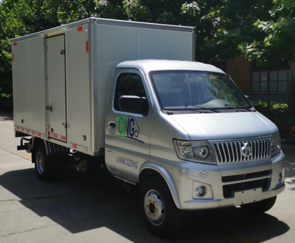 長(zhǎng)安牌SC5031XXYDBAB6CNG廂式運(yùn)輸車公告圖片