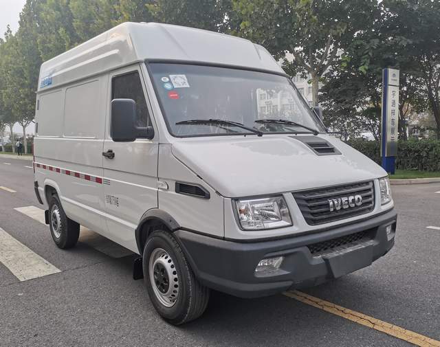 宇通牌ZK5041XLC6冷藏車公告圖片