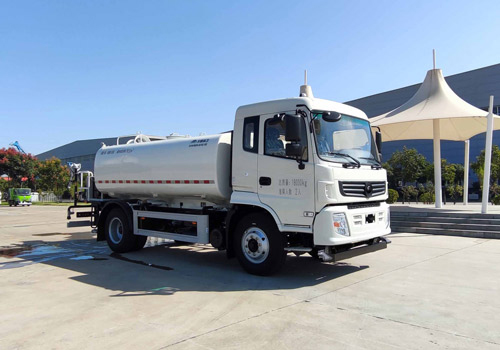 宇通牌YTZ5181GPST0D6綠化噴灑車公告圖片