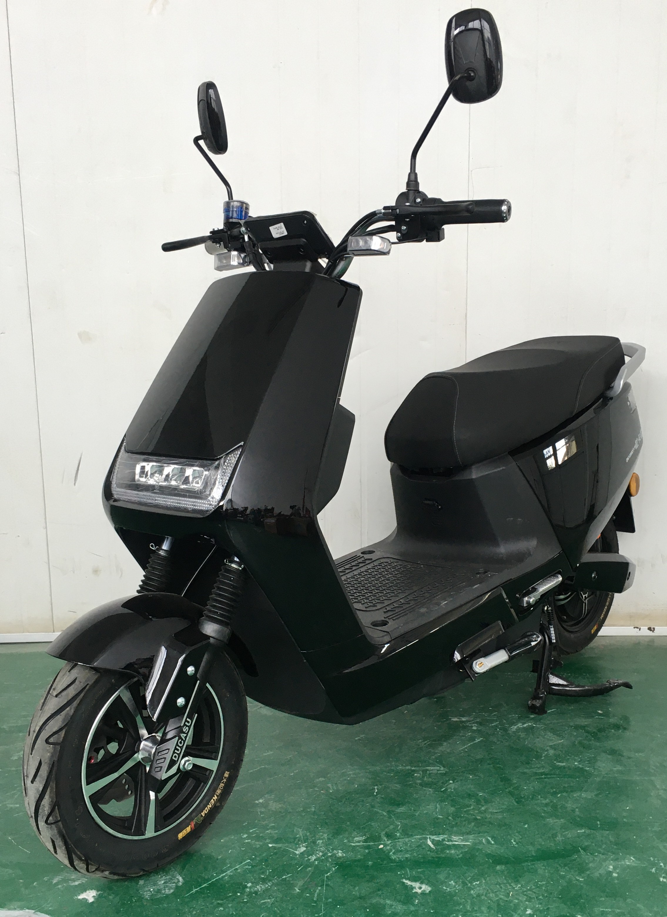 杜卡森牌DK1200DT-15电动两轮摩托车公告图片