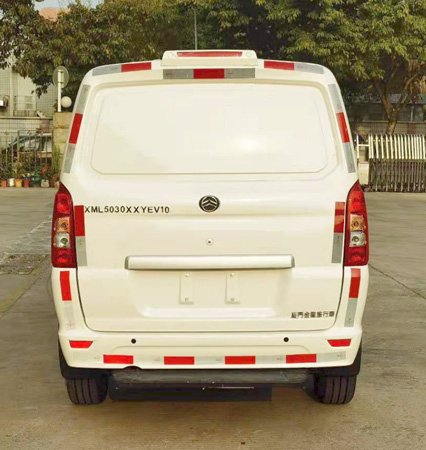 金旅牌XML5030XXYEV10純電動廂式運(yùn)輸車公告圖片