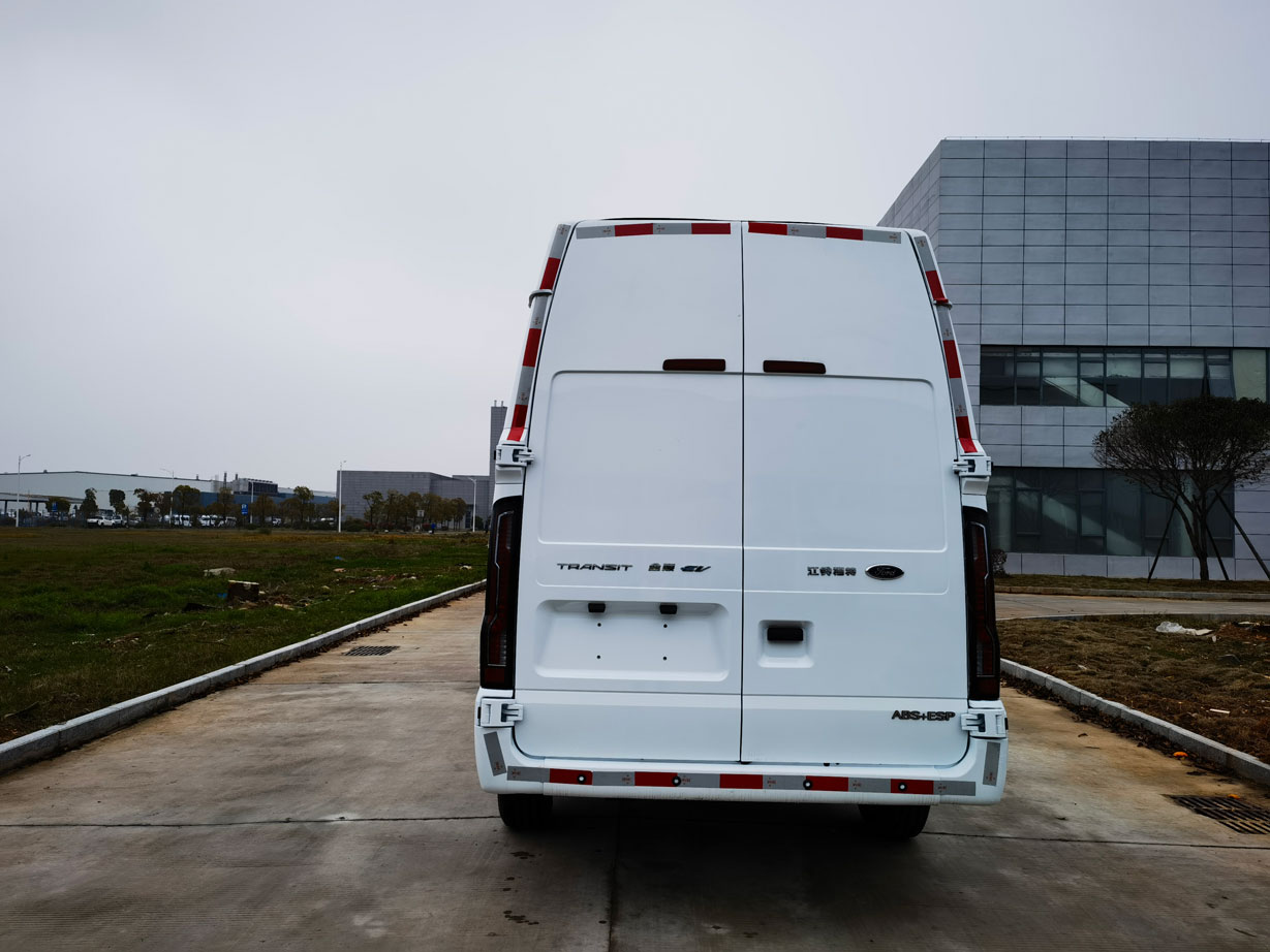 江鈴全順牌JX5040XXYTJA-M6BEV純電動(dòng)廂式運(yùn)輸車公告圖片