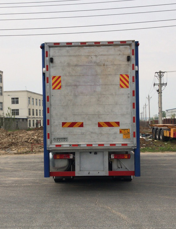 多士星牌JHW5310CCQCA6畜禽運(yùn)輸車(chē)公告圖片