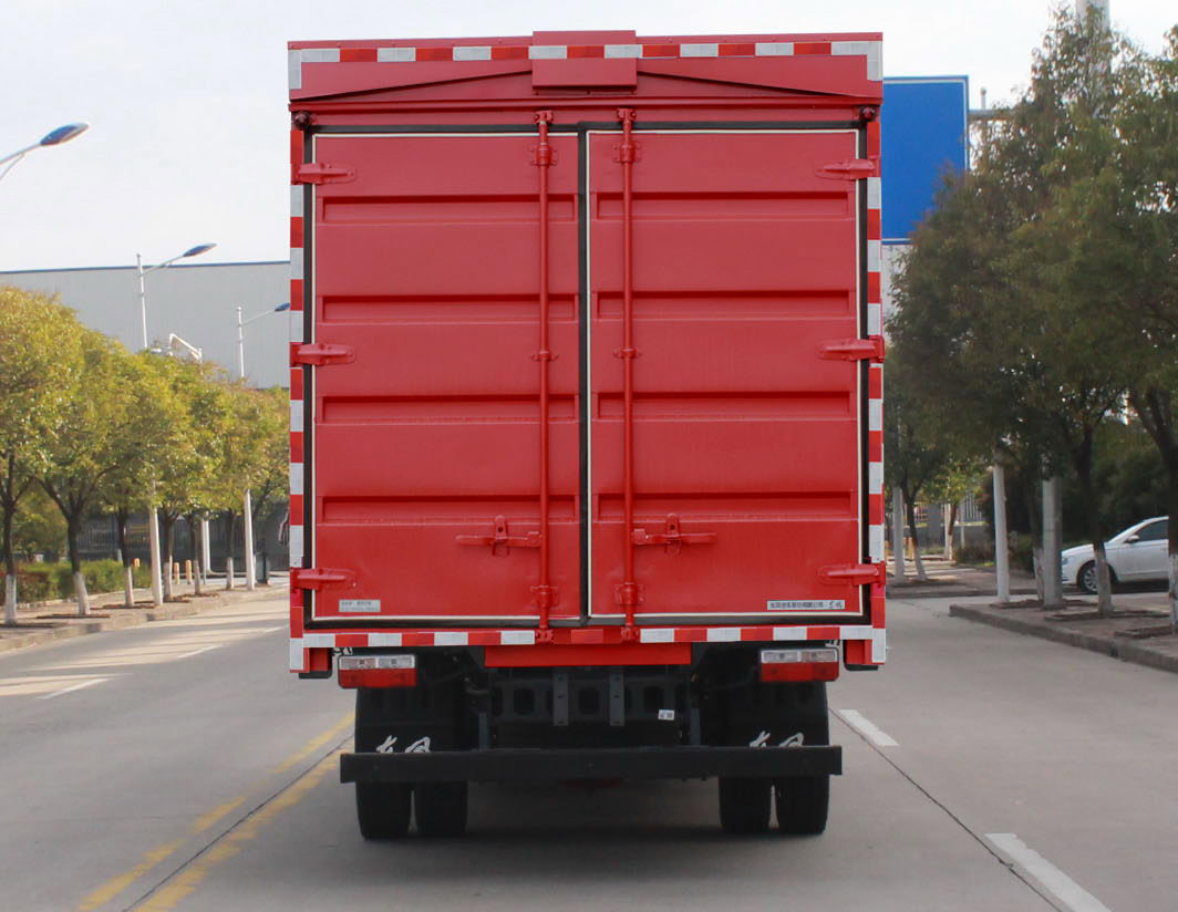 東風(fēng)牌EQ5120XYK8TDEAC翼開啟廂式車公告圖片